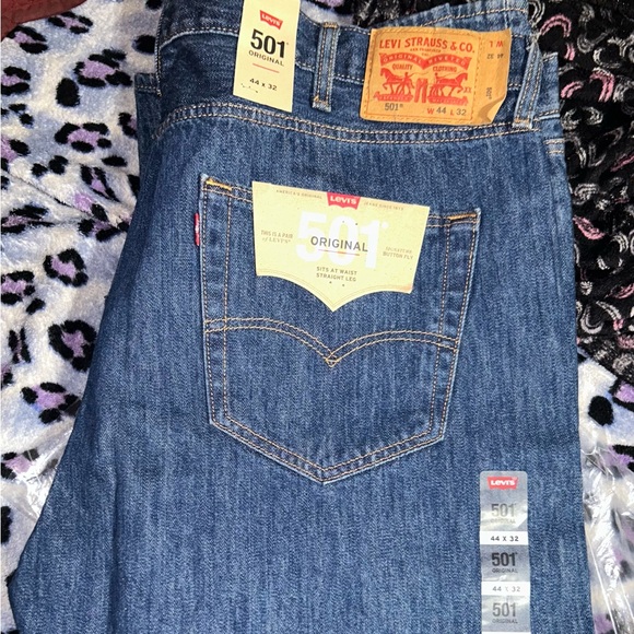 Levi 501 jeans